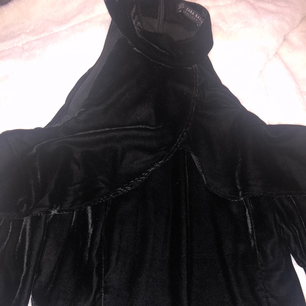 VELVET ZARA DRESS WITH CUTOUT - Picture 3 of 4